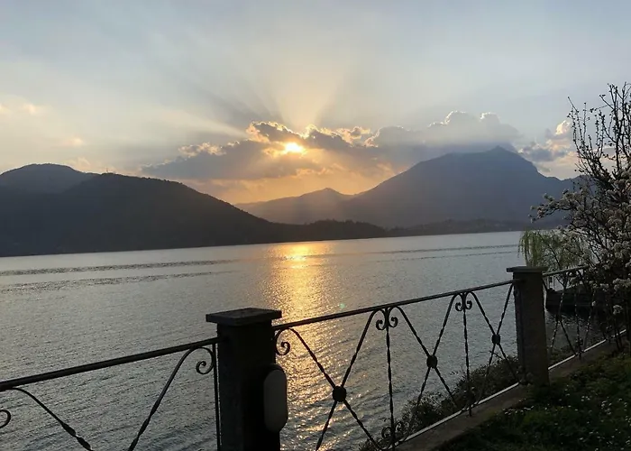 La Casetta Tatil Evi Varenna