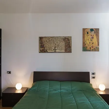 Casa de Férias La Casetta Varenna