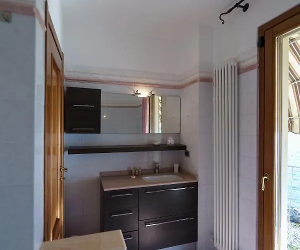 Tatil Evi La Casetta Varenna